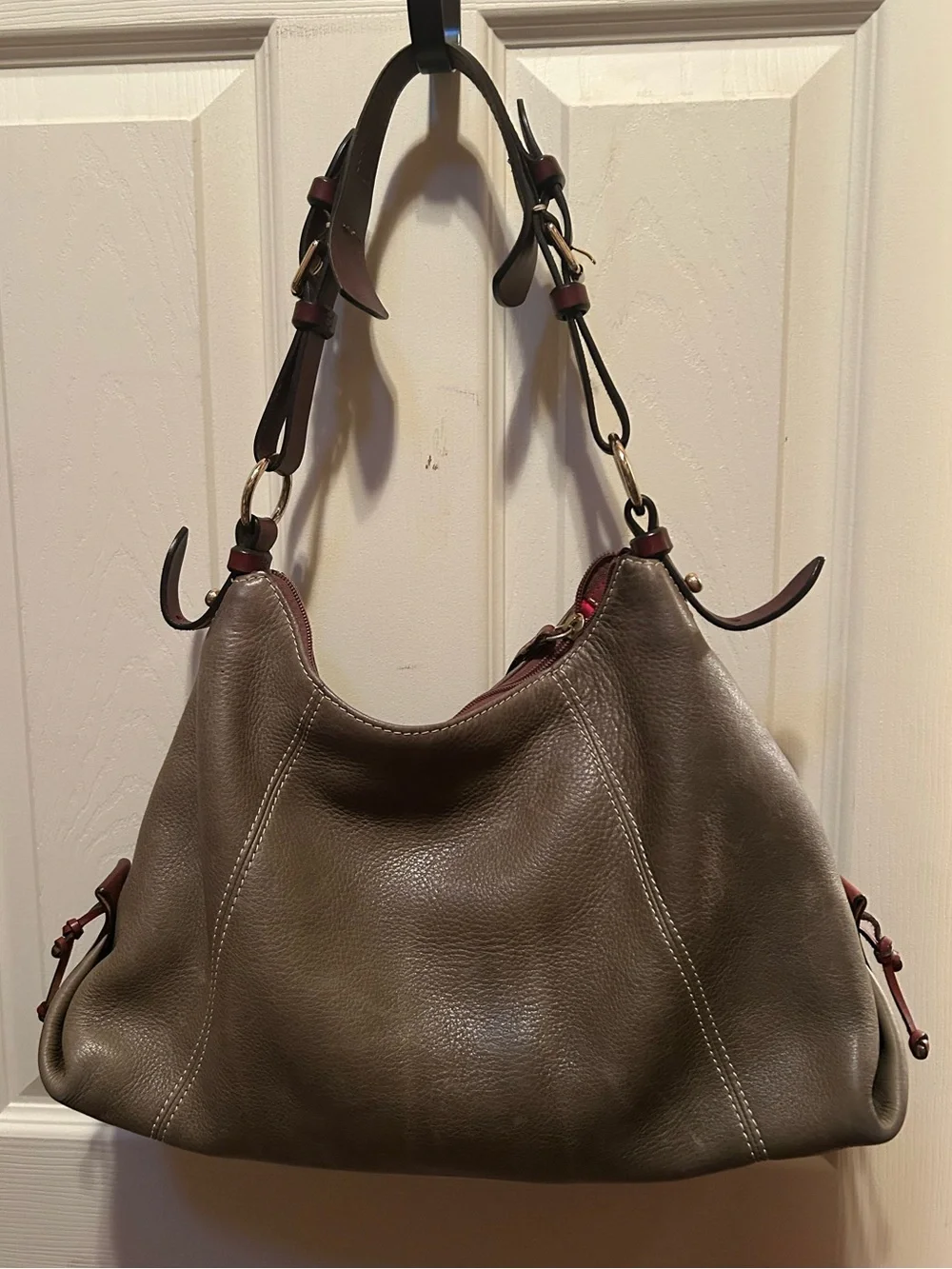 Dooney & Bourke Olive Sage Pebbled Leather Hobo Bag #J1067919; 9”D 16”W 11”
